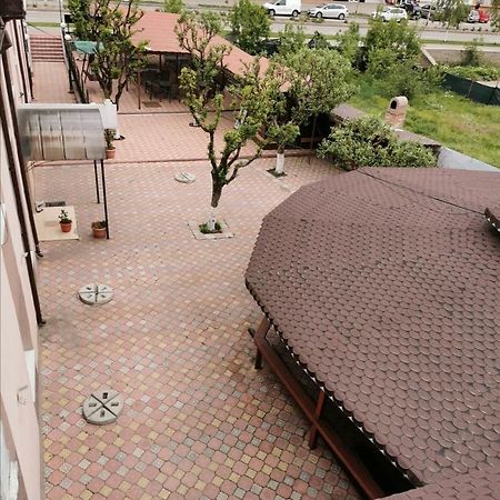 Aparthotel Habibi Pascani Exteriér fotografie